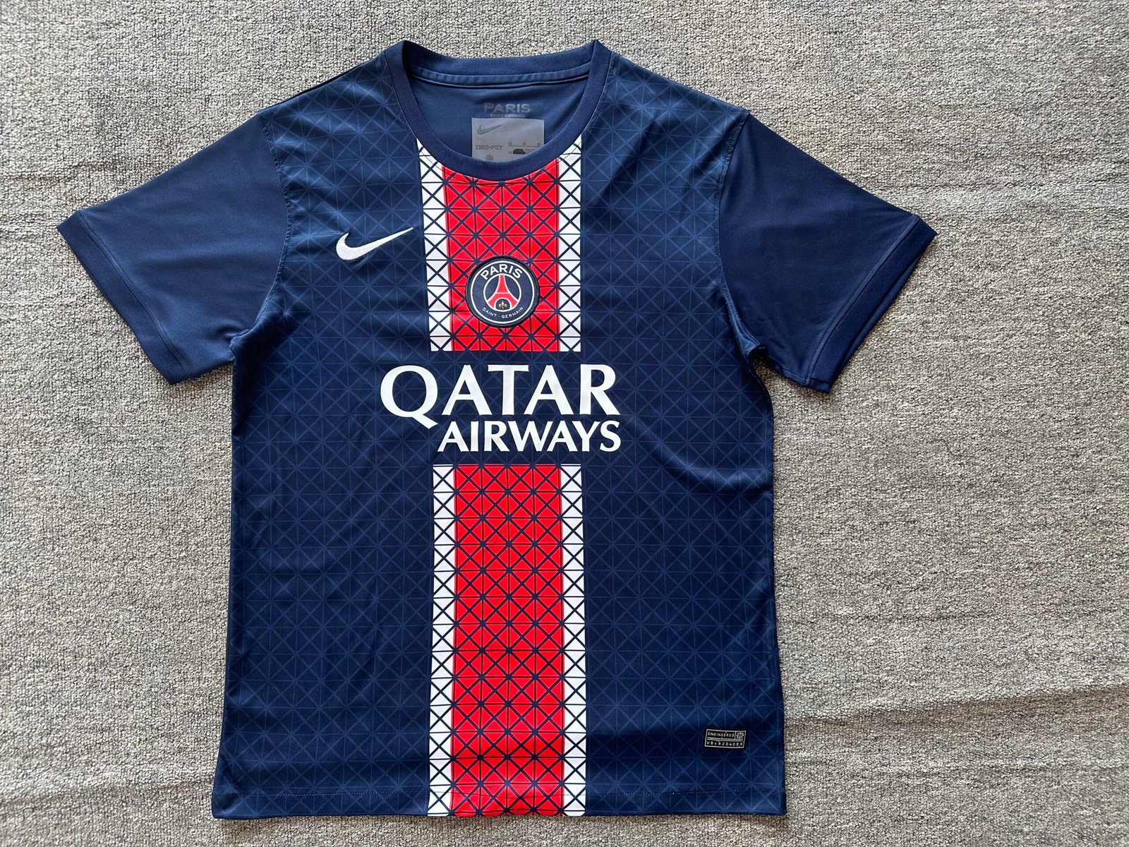 25-26 Paris home jersey