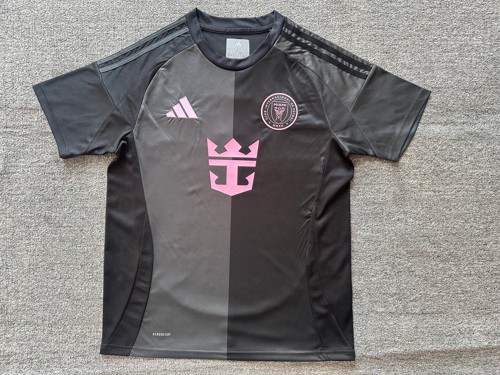 25-26 Miami away jersey