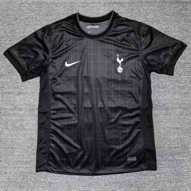 25 26 Tottenham away jerseys