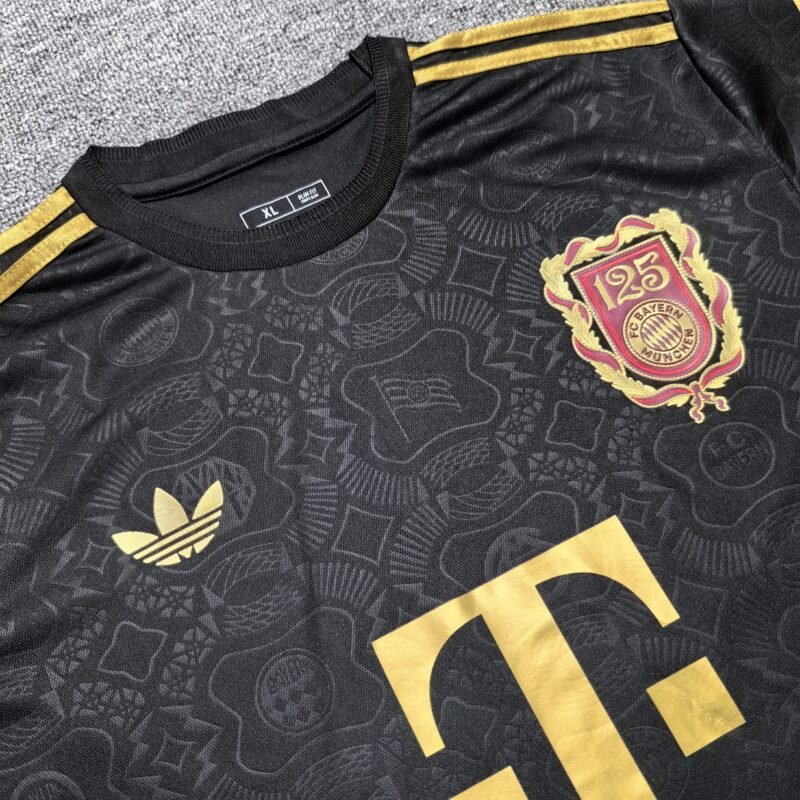 25 26 Bayern 125th anniversary commemorative jersey black - Image 2