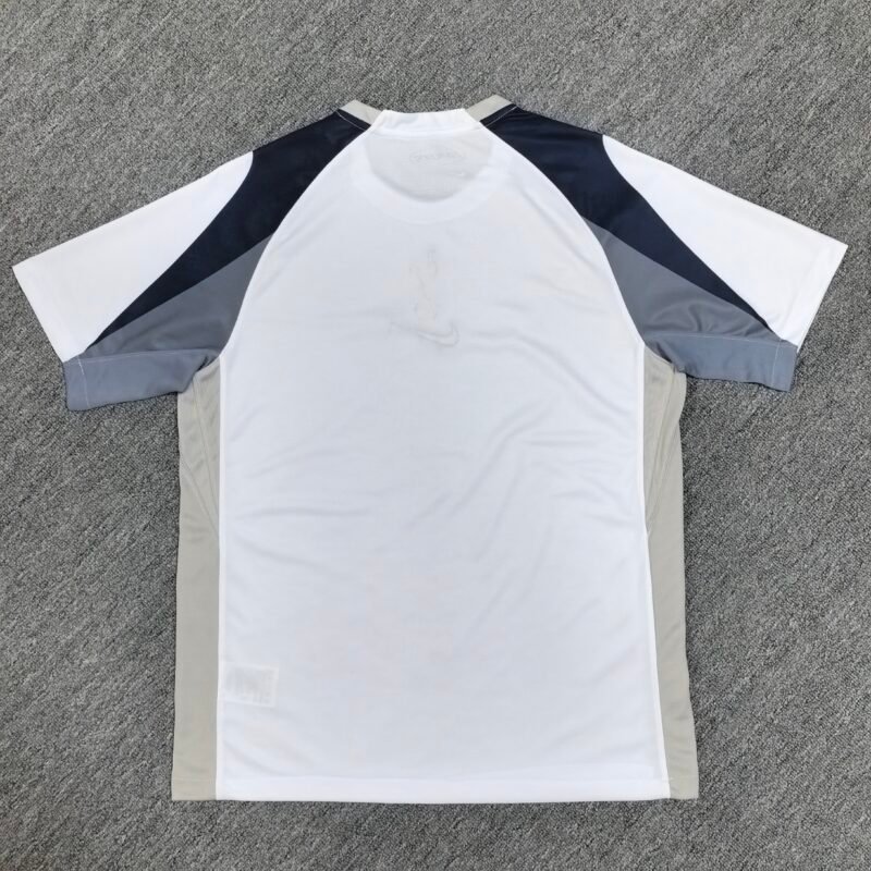 25 26 Tottenham Hotspur home jersey - Image 3
