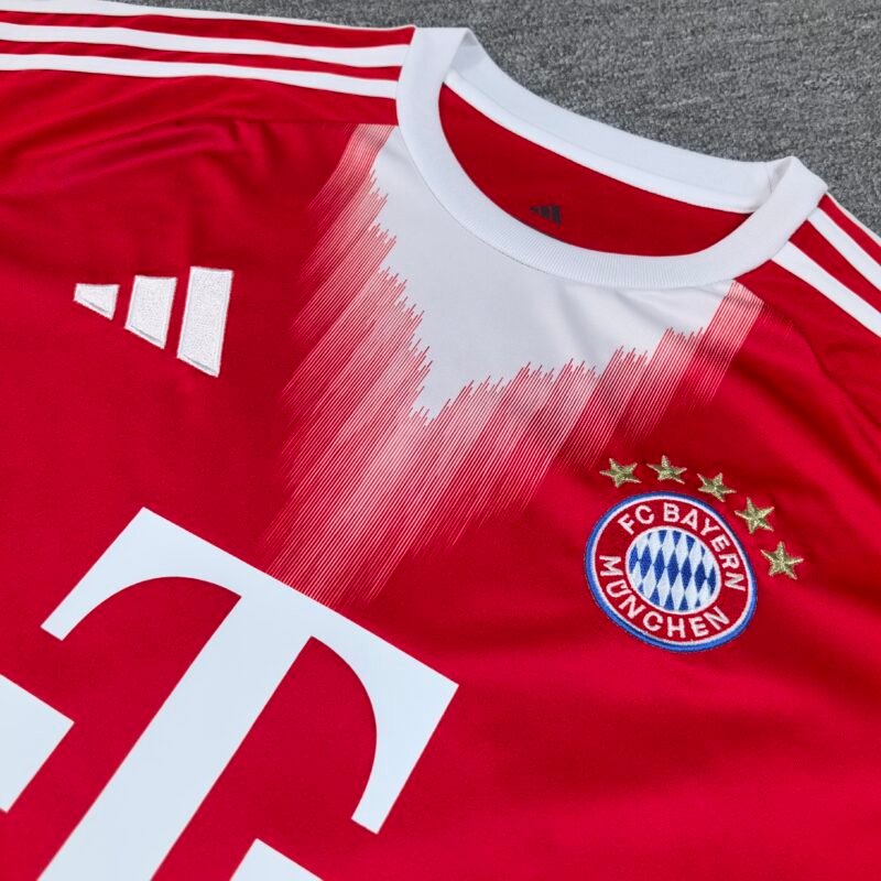 25 26 Bayern home jersey - Image 2