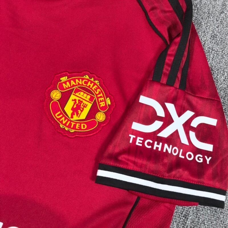 25 26 Manchester United home jersey - Image 3